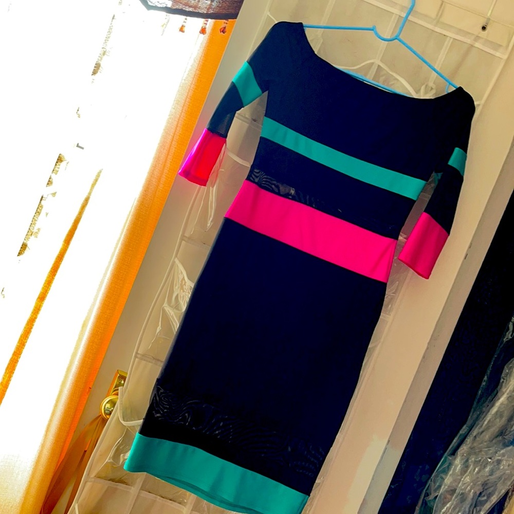COPY - Mis sleeve dress